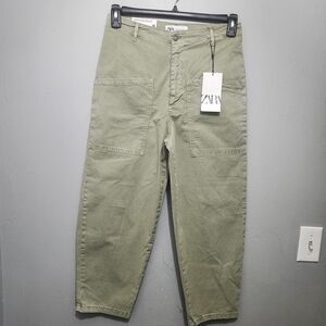 Zara women's gardener pants forest green size 4 high rise relaxed fit tapered